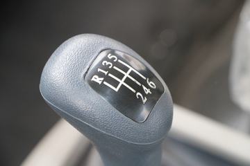 �������ó� ��� 140���� 4X2 5.2���ػ�������(DFH1100B)ͼƬ