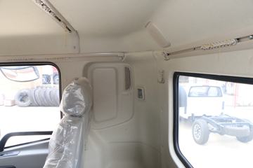 �������ó� ��� 140���� 4X2 5.2���ػ�������(DFH1100B)ͼƬ