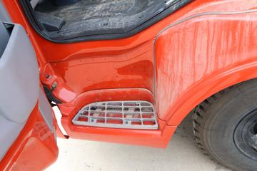 �������ó� ��� 140���� 4X2 5.2���ػ�������(DFH1100B)ͼƬ