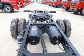 东风天锦&nbsp;载货车底盘                                                图片