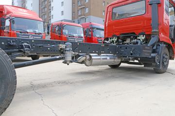 �������ó� ��� 140���� 4X2 5.2���ػ�������(DFH1100B)ͼƬ