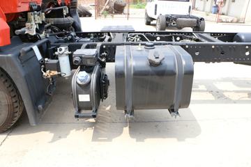 �������ó� ��� 140���� 4X2 5.2���ػ�������(DFH1100B)ͼƬ