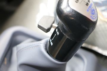 �������ó� ���VR 180���� 4X2 6.75�ײ�դʽ�ػ���(DFH5180CCYBX3JV)ͼƬ