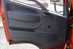 凯马 凯捷M1 102马力 4X2 4.04米单排栏板轻卡(KMC1041A28D5)