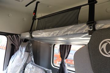 �������ó� ���KR 230���� 4X2 6.8�׵��������ػ���(DFH1180E3)ͼƬ