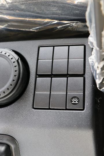 �������ó� ���KR 230���� 4X2 6.8�׵��������ػ���(DFH1180E3)ͼƬ