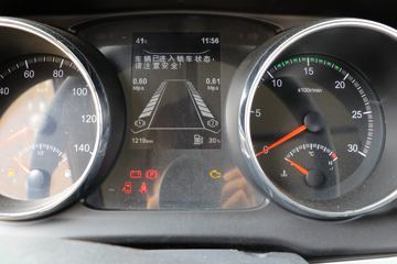 �������ó� ���KR 230���� 4X2 6.8�׵��������ػ���(DFH1180E3)ͼƬ