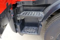 东风商用车 天锦KR 230马力 4X2 6.8米单排栏板载货车(DFH1180E3)