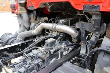 �������ó� ���KR 230���� 4X2 6.8�׵��������ػ���(DFH1180E3)ͼƬ