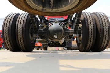 �������ó� ���KR 230���� 4X2 6.8�׵��������ػ���(DFH1180E3)ͼƬ