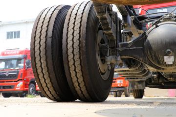 �������ó� ���KR 230���� 4X2 6.8�׵��������ػ���(DFH1180E3)ͼƬ