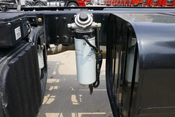 �������ó� ���KR 230���� 4X2 6.8�׵��������ػ���(DFH1180E3)ͼƬ