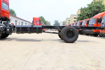 �������ó� ���KR 230���� 4X2 6.8�׵��������ػ���(DFH1180E3)ͼƬ