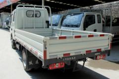 跃进 小福星S50Q 1.5L 110马力 汽油 2.605米双排栏板小卡(SH1032PEGBNS)