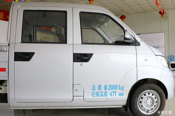 回馈客户优劲载货车欢迎大家来电咨询