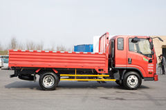 骐铃汽车 H300 116马力 3.755米排半栏板轻卡(宽体)(JML1042CD5)