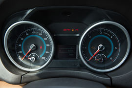 骐铃T5&nbsp;皮卡驾驶室                                               图片