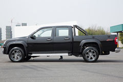 骐铃汽车 T7 2019款 超豪华版 204马力 2.0T汽油 PLUS四驱 标准轴距双排皮卡