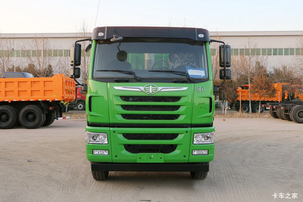 青岛解放 悍V 260马力 8X2 运油车(楚胜牌)(CSC5310GYYLCAA)