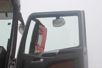 һ����� J7�ؿ� �ļ��� 550���� 6X4 ǣ����(Һ��������)(CA4250P77K25T1E5)ͼƬ