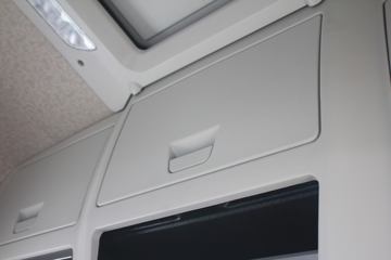 һ����� J7�ؿ� �ļ��� 550���� 6X4 ǣ����(Һ��������)(CA4250P77K25T1E5)ͼƬ