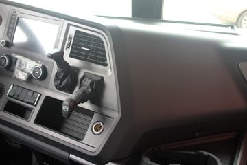 һ����� J7�ؿ� �ļ��� 550���� 6X4 ǣ����(Һ��������)(CA4250P77K25T1E5)ͼƬ