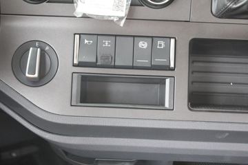 һ����� J7�ؿ� �ļ��� 550���� 6X4 ǣ����(Һ��������)(CA4250P77K25T1E5)ͼƬ