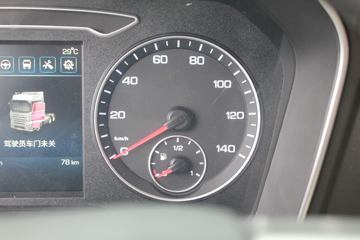 һ����� J7�ؿ� �ļ��� 550���� 6X4 ǣ����(Һ��������)(CA4250P77K25T1E5)ͼƬ