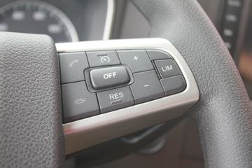 һ����� J7�ؿ� �ļ��� 550���� 6X4 ǣ����(Һ��������)(CA4250P77K25T1E5)ͼƬ