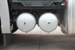 一汽解放 J7重卡 四季版 550马力 6X4 牵引车(液力缓速器)(CA4250P77K25T1E5)