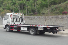 东风 多利卡D8 130马力 4X2 清障车(帕菲特牌)(PFT5080TQZP5)