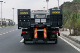 东风商用车底盘&nbsp;清障车外观图片