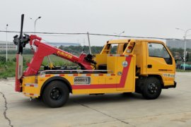 江铃汽车底盘&nbsp;清障车外观图片