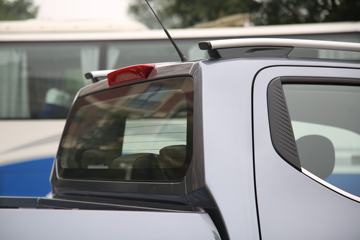 ���� ����F70 ��׼�� 2.5T���� 129���� ���� ����˫��Ƥ��ͼƬ