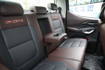 ���� ����F70 ��׼�� 2.5T���� 129���� ���� ����˫��Ƥ��ͼƬ