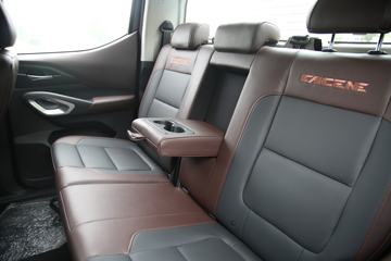 ���� ����F70 ��׼�� 2.5T���� 129���� ���� ����˫��Ƥ��ͼƬ