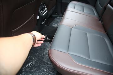 ���� ����F70 ��׼�� 2.5T���� 129���� ���� ����˫��Ƥ��ͼƬ