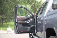 长安 凯程F70 标准版 2.5T柴油 129马力 两驱 标轴双排皮卡