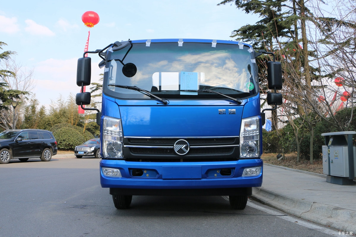 凯马 凯捷M6 130马力 4X2 自装卸式垃圾车