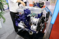 云内动力D40TCIF5 129马力 4L 国六 柴油发动机