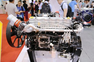 云内动力D67TCIF3 252马力 6.7L 国六 柴油发动机