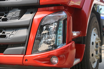 �������� �³���M3�п� 200���� 4X2 7.8����ʽ�ػ���(����)ͼƬ