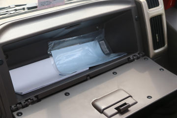 �������� �³���M3�п� 200���� 4X2 7.8����ʽ�ػ���(����)ͼƬ