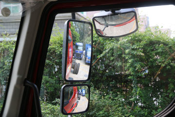 �������� �³���M3�п� 200���� 4X2 7.8����ʽ�ػ���(����)ͼƬ