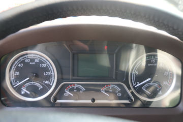 �������� �³���M3�п� 200���� 4X2 7.8����ʽ�ػ���(����)ͼƬ