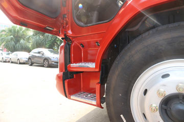 �������� �³���M3�п� 200���� 4X2 7.8����ʽ�ػ���(����)ͼƬ