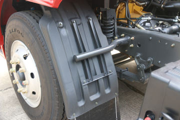 �������� �³���M3�п� 200���� 4X2 7.8����ʽ�ػ���(����)ͼƬ