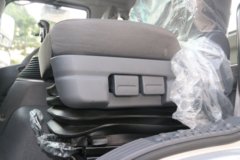 福田 欧航R系 超级卡车 220马力 8.1米排半厢式载货车(国六)(BJ5186XXY-1A)