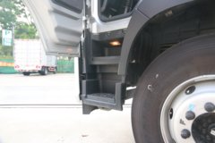 福田 欧航R系 超级卡车 220马力 8.1米排半厢式载货车(国六)(BJ5186XXY-1A)