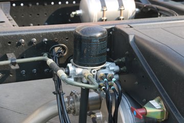  ŷRϵ  220 8.1Űʽػ()(BJ5186XXY-1A)ͼƬ